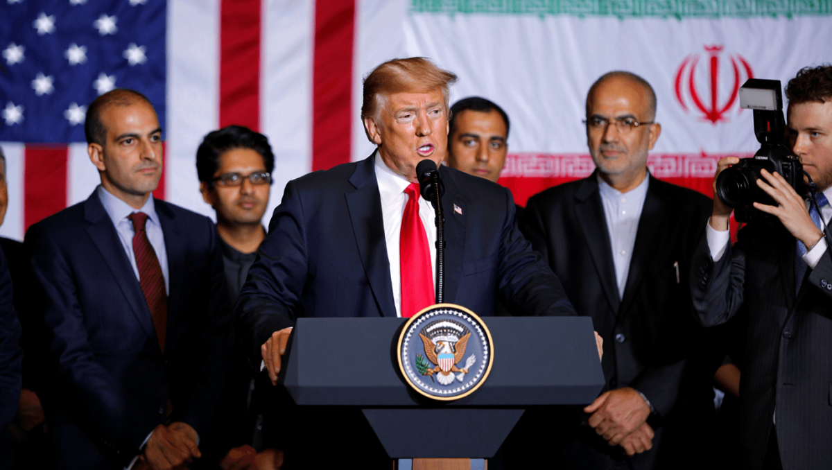 Donald Trump annonce la paix avec l'Iran, mais des experts parlent déjà de défaite américaine